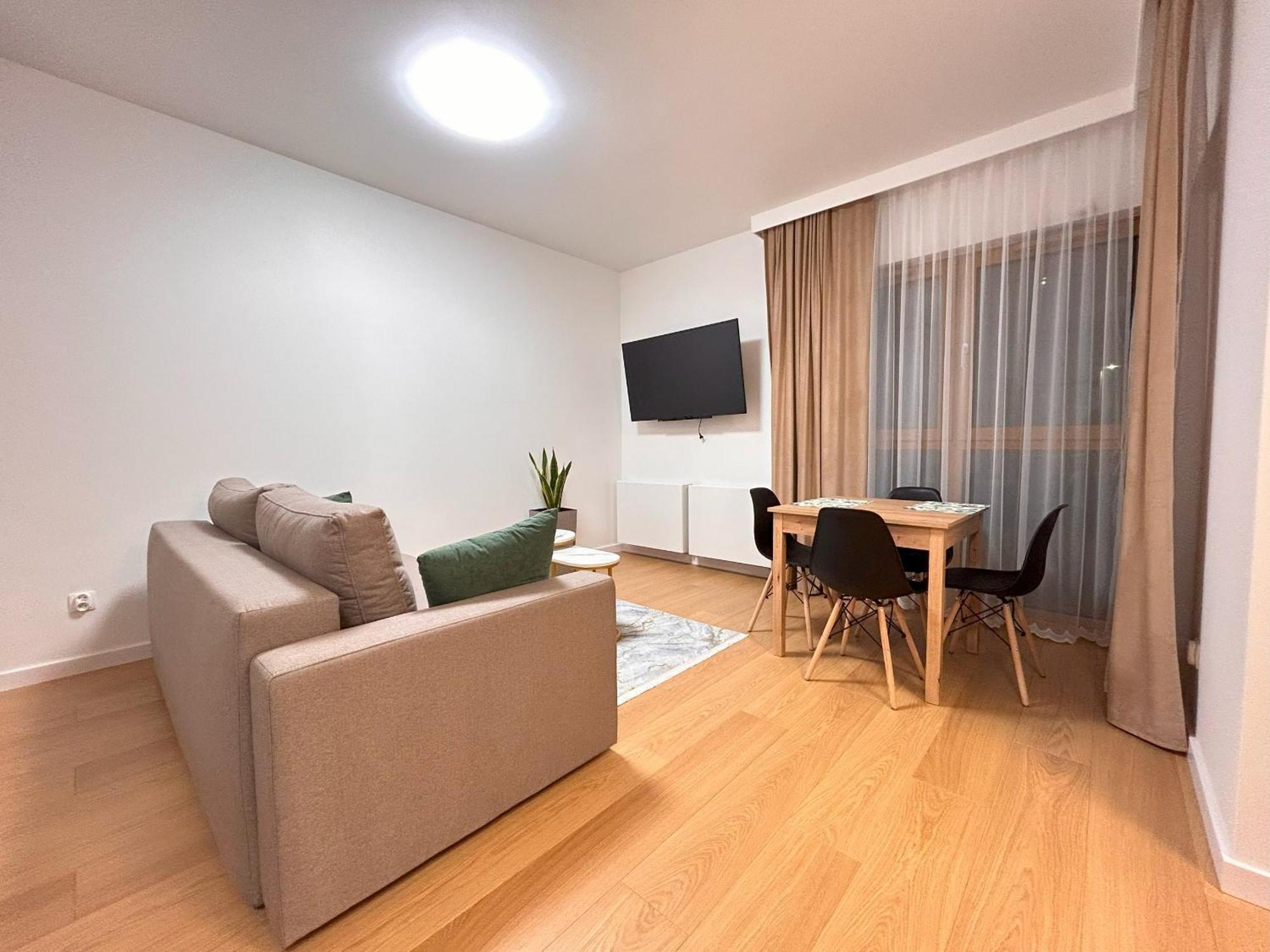 Apartmentprestige Central Station Cracovia Exterior foto